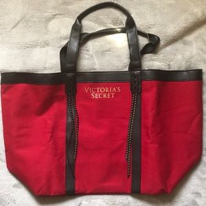Victorias Secrect tote bag